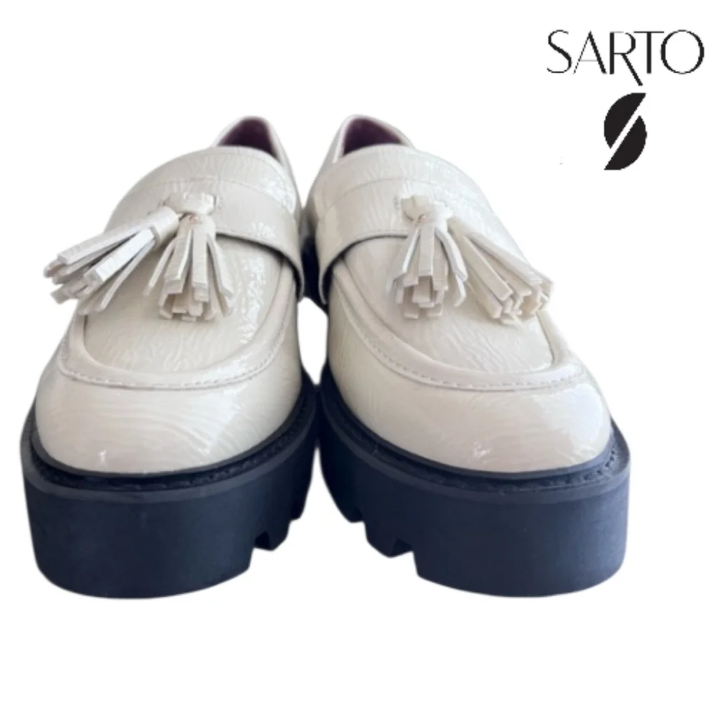 SARTO (FRANCO) Women's Tassel Loafers Putty (Cream) Black Chunky Heel Size 7M